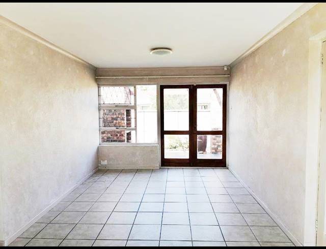 2 BEDROOM TOWNHOUSE RENTED IN SUMMERSTRAND